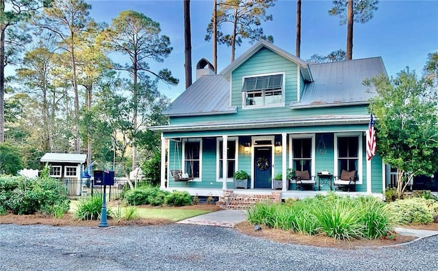 view of front of house featuring a porch