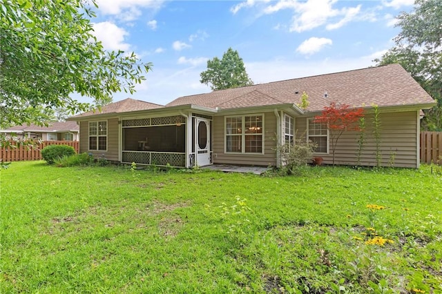 172 Autumns Ridge Ct, Brunswick, GA 31525 - back of house with a sunroom
