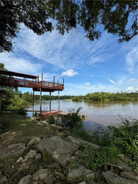 view of dock featuring a water view