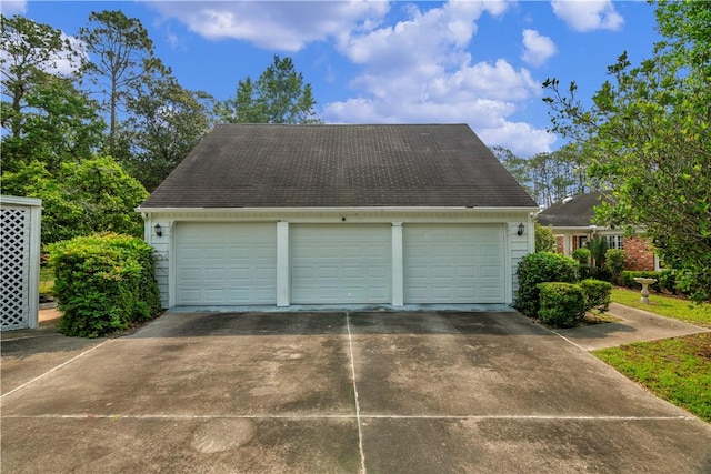 1001 Coral Rd, Waycross, GA 31501 - view of detached garage