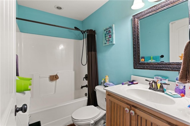 full bath featuring vanity, toilet, and shower / tub combo with curtain