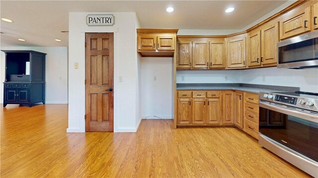 4525 Oakview Rd, Waycross, GA 31503 - photo 12