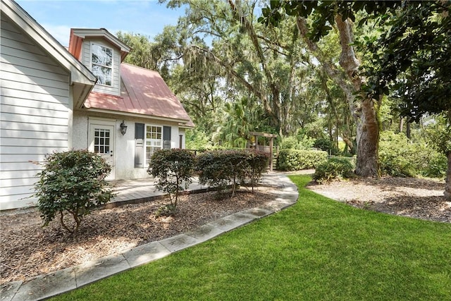 219 Abbott Ln, Saint Simons Island, GA 31522 - view of green lawn