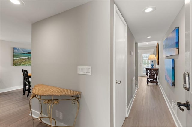 669 N Golf Villas, Saint Simons Island, GA 31522 - hallway with wood finished floors and recessed lighting