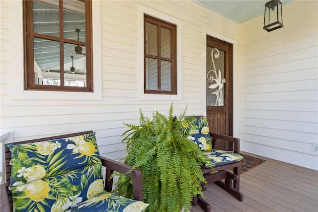 property entrance with a porch