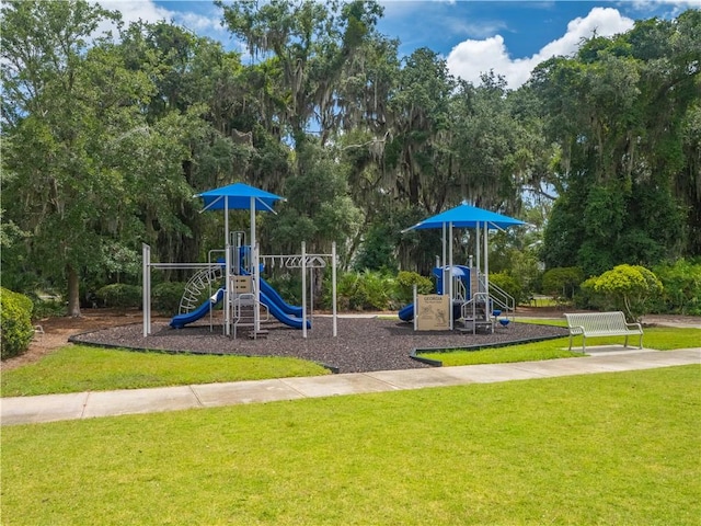 206 Placid Rd, Saint Marys, GA 31558 - community play area with a yard and view of wooded area