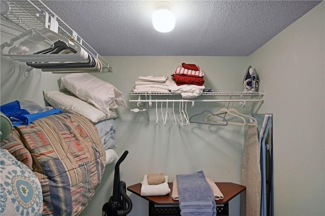 874 Wimbledon Dr, Saint Simons Island, GA 31522 - view of walk in closet
