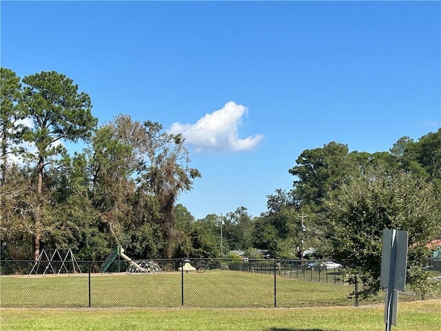 exterior space featuring a lawn