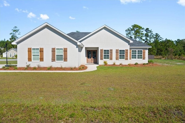 ranch-style home featuring a front lawn