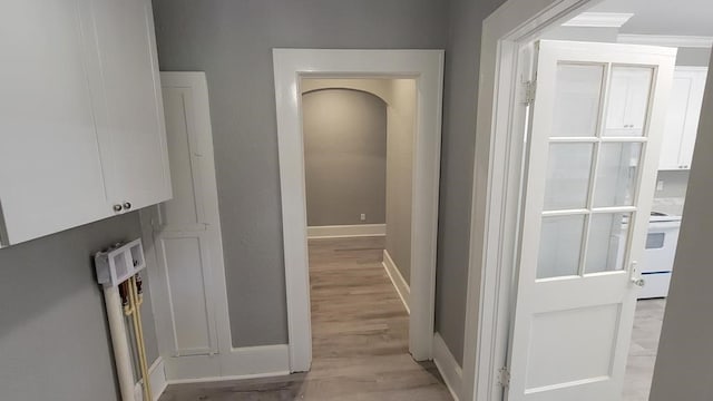 506 Ware St, Waycross, GA 31501 - corridor featuring baseboards and light wood-type flooring