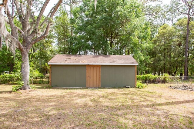 265 Traders Hill Rd, Folkston, GA 31537 - view of outdoor structure featuring an outbuilding and fence