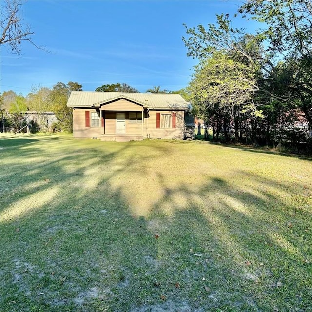 1110 Waller St, Waycross, GA 31501 - view of yard