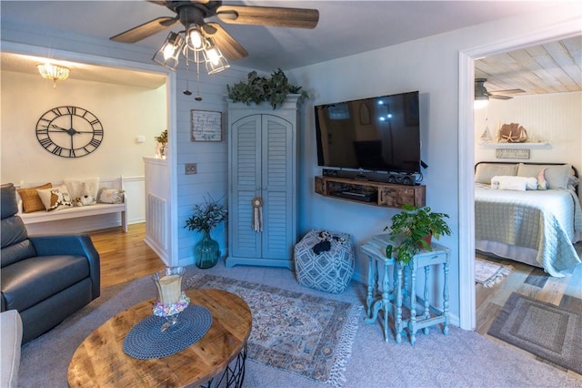 living room featuring ceiling fan