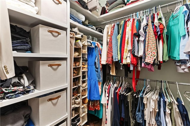 149 Harbor Pointe Dr, Brunswick, GA 31523 - view of walk in closet