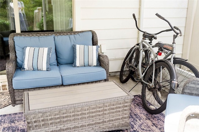 801 Mariners Cir, Saint Simons Island, GA 31522 - view of sunroom