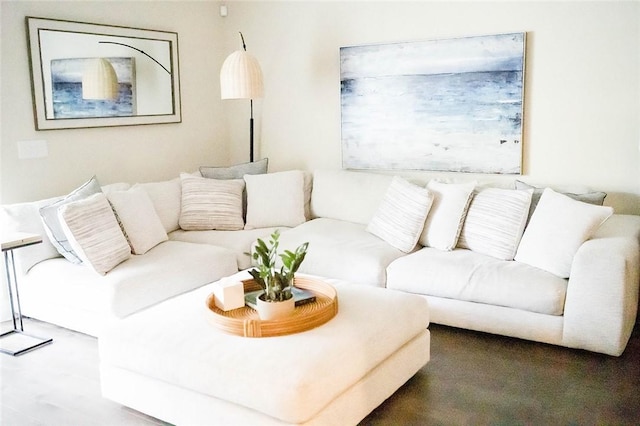 801 Mariners Cir, Saint Simons Island, GA 31522 - view of living area