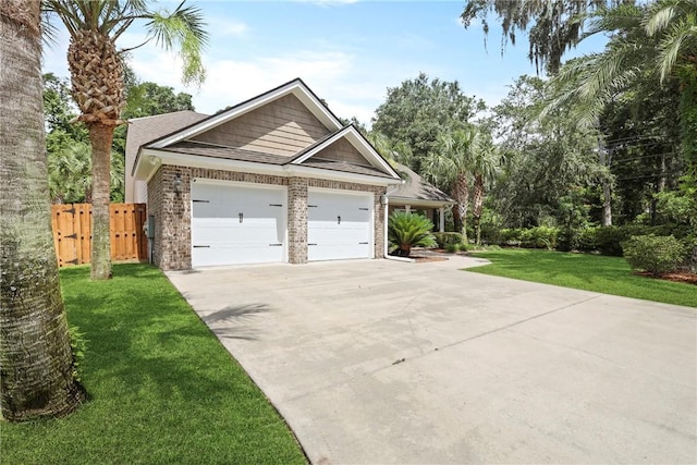 100 Southern Oaks Ln, Saint Simons Island, GA 31522 - garage with driveway