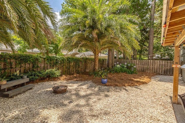 205 Palmetto St, Saint Simons Island, GA 31522 - view of fenced backyard