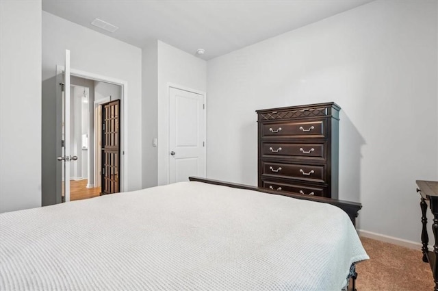 bedroom with carpet flooring