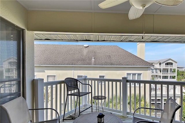 balcony featuring ceiling fan