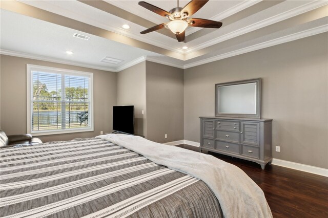 bedroom with visible vents, baseboards, ornamental molding, a ceiling fan, and dark wood-type flooring