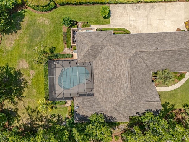 17 Willow Ct, Brunswick, GA 31523 - aerial view of property and surrounding area featuring a pool