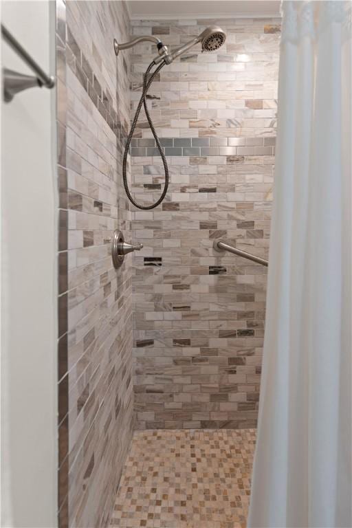 bathroom featuring walk in shower