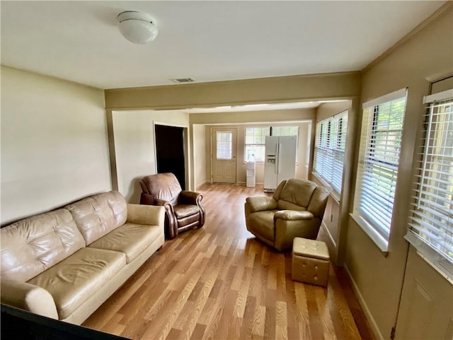 126 Lake View Cir, Brunswick, GA 31525 - living area featuring light wood-style flooring and baseboards