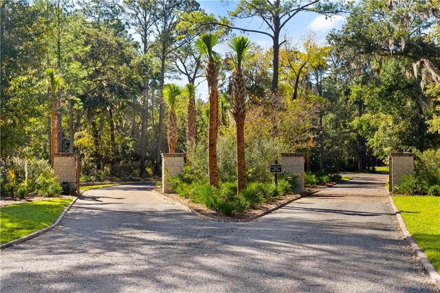2401 Lawrence Rd, Saint Simons Island, GA 31522
