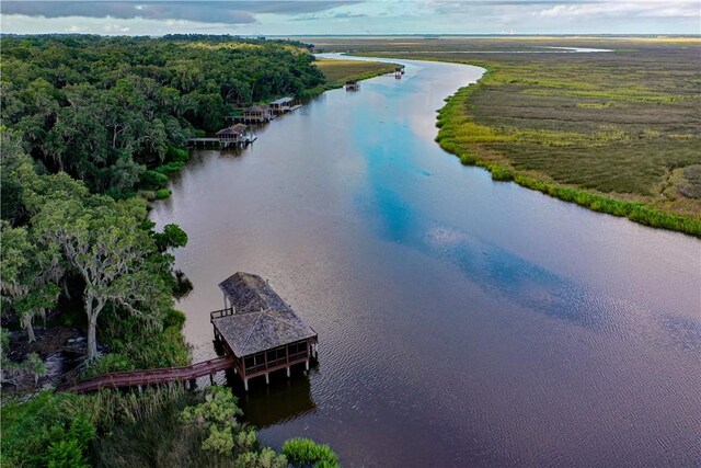 2401 Lawrence Rd, Saint Simons Island, GA 31522