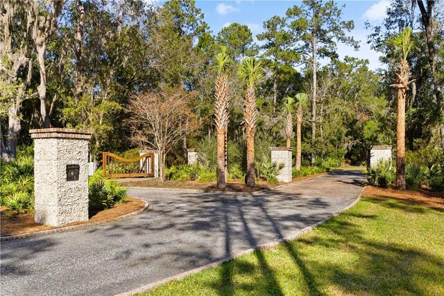 2401 Lawrence Rd, Saint Simons Island, GA 31522