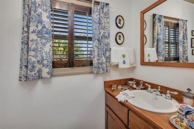 113 Cabretta Island Cir, Brunswick, GA 31520 - bathroom featuring vanity