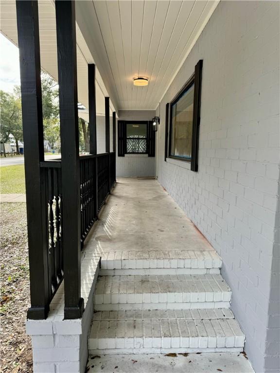 627 Newcastle St, Brunswick, GA 31520 - photo 9