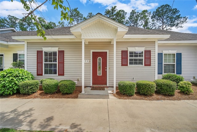 view of front of property