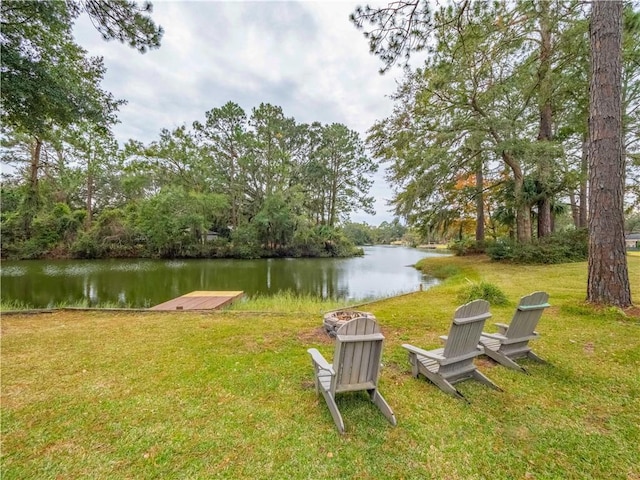 view of yard with a water view