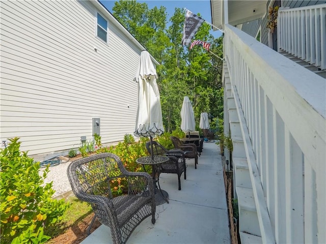 138 Mohr Club Dr, Darien, GA 31305 - view of patio / terrace