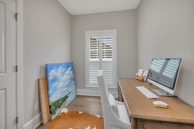 office with light hardwood / wood-style floors