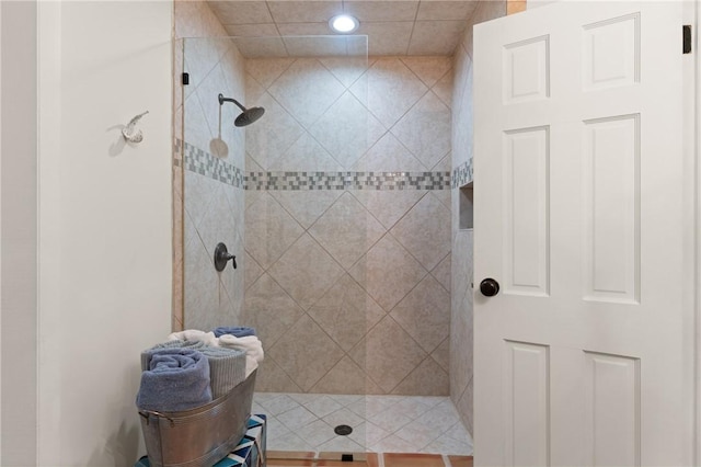 105 Driftwood Pl, Saint Simons Island, GA 31522 - bathroom with a tile shower and recessed lighting