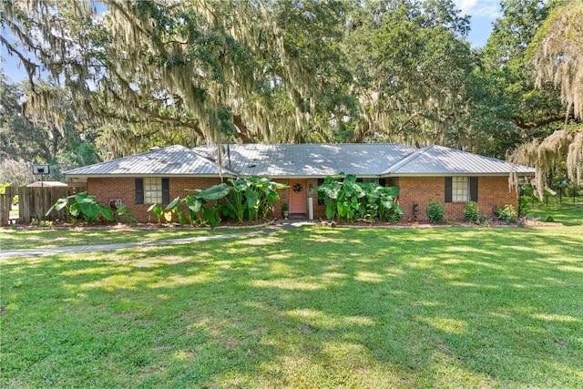 138 Mackay Dr, Brunswick, GA 31525 - photo 1