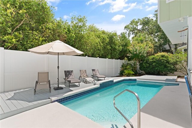 630 Sheraton Plz, Saint Simons Island, GA 31522 - view of pool with a fenced backyard