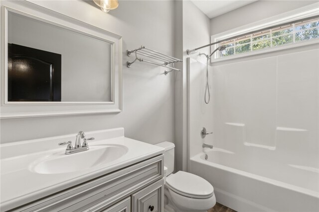 18 Ace Cir, Brunswick, GA 31523 - bathroom with vanity and tub / shower combination