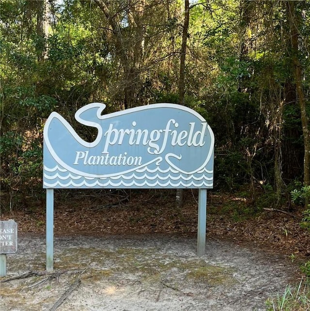 view of community / neighborhood sign