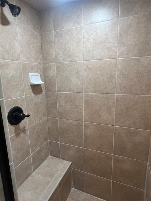 134 Hillery Trce, Brunswick, GA 31523 - full bathroom with tiled shower