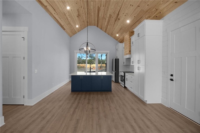 kitchen featuring stainless steel appliances, an inviting chandelier, wooden ceiling, and light wood-style flooring