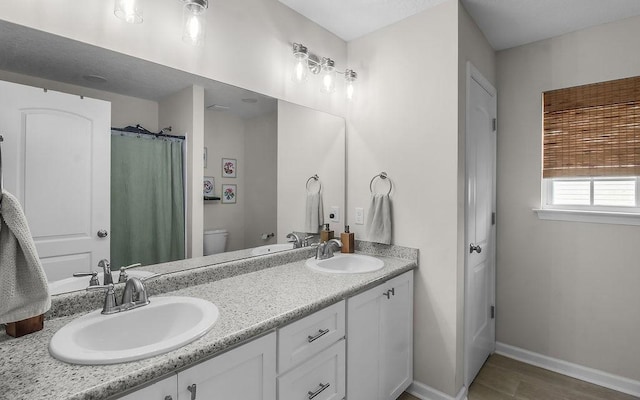 352 Pecan Pointe Dr, Brunswick, GA 31525 - full bath with toilet and double vanity