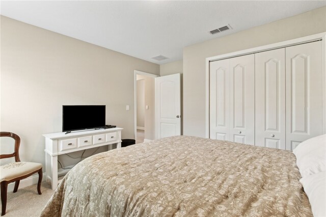 316 Chinquapin Dr, Saint Marys, GA 31558 - carpeted bedroom with a closet and baseboards