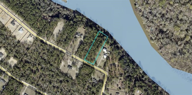 178 Bluff Rd, Jesup, GA 31545
