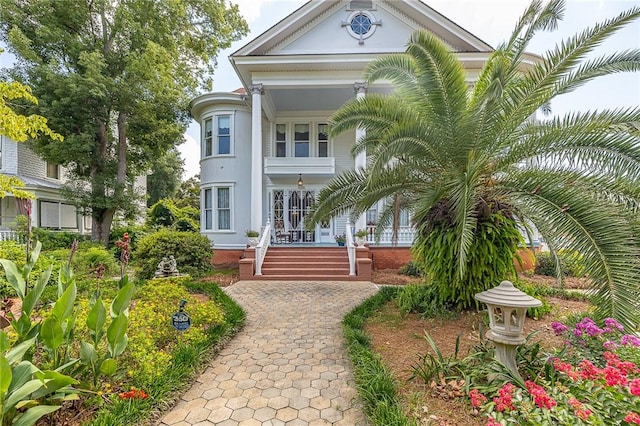 1000 Union St, Brunswick, GA 31520 - view of front facade featuring a porch