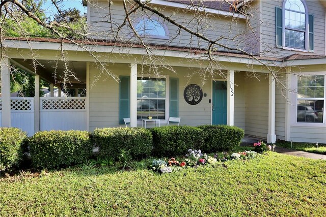 102 Avalon Ct, Kingsland, GA 31548 - entrance to property with a porch