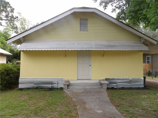 view of home's exterior